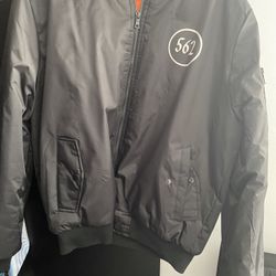 windbreaker 