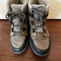 Like New Women’s Sorel Boots