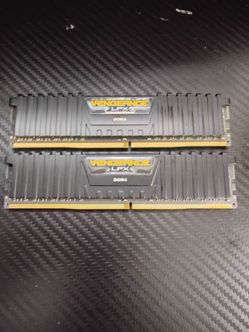 Corsair Vengeance LPX DDR4 RAM Kit 32gb.  (16gb  x 2)