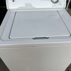 Whirlpool washer and gas dryer