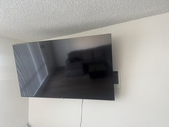 75in Smart Tv