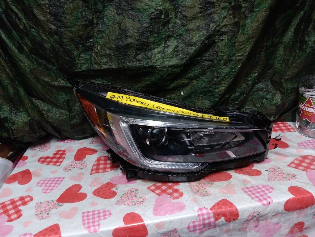 2018-19 Subaru Legacy Outback Right Headlight