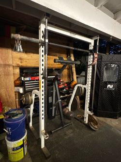 Squat rack