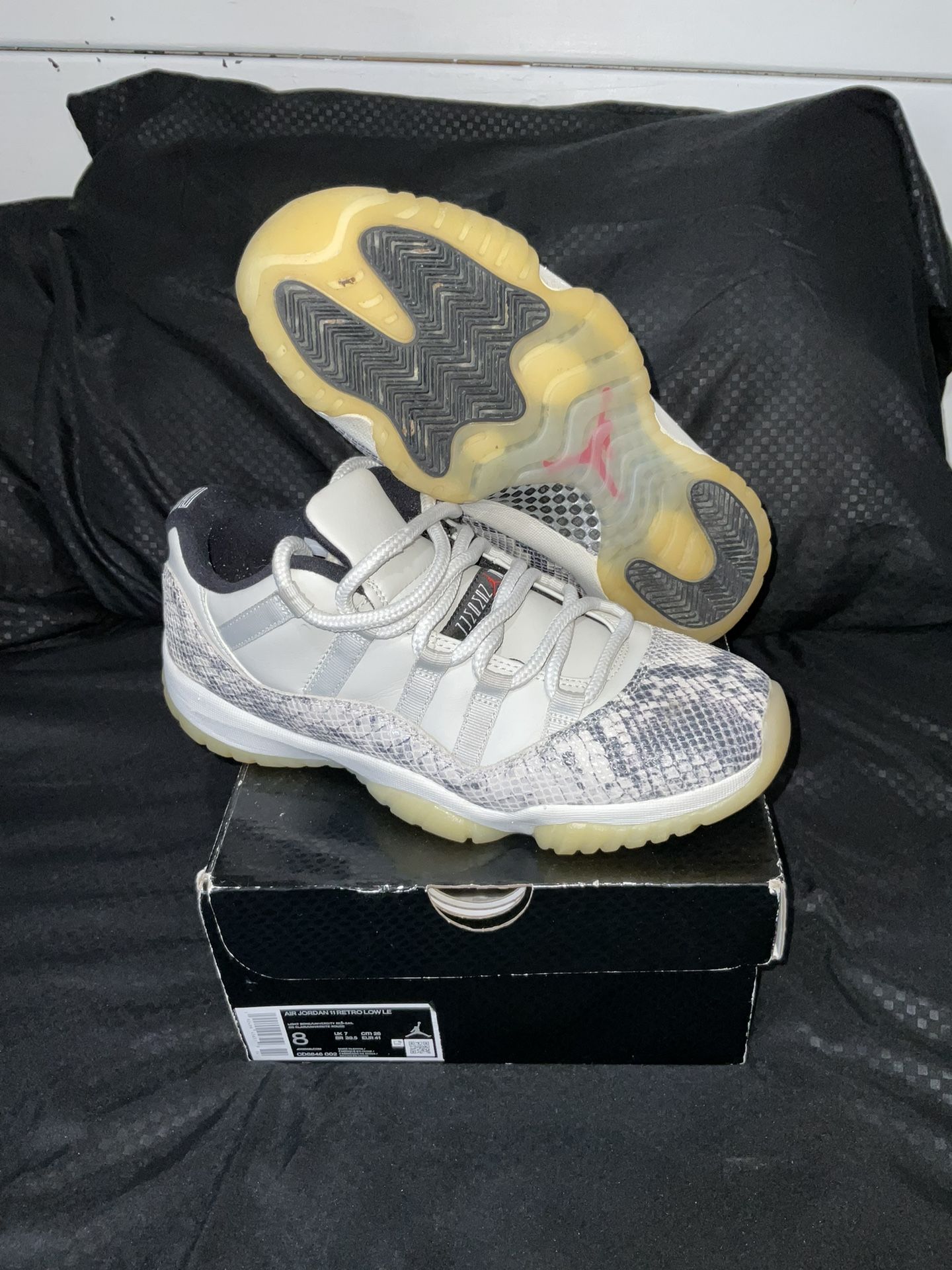 Jordan 11 Snake Skin Size 8