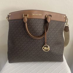 Michael Kors Travel LG NS Tote Bag Brown Signature Print