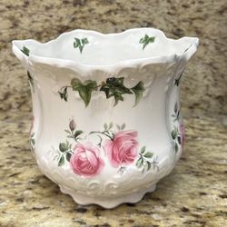 The Butchart Gardens Bone China Flower Pot / Vase - Made In England