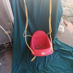 LITTLE TIKES SWING