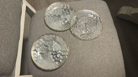 vintage KIG Indonesia clear and frosted glass plate