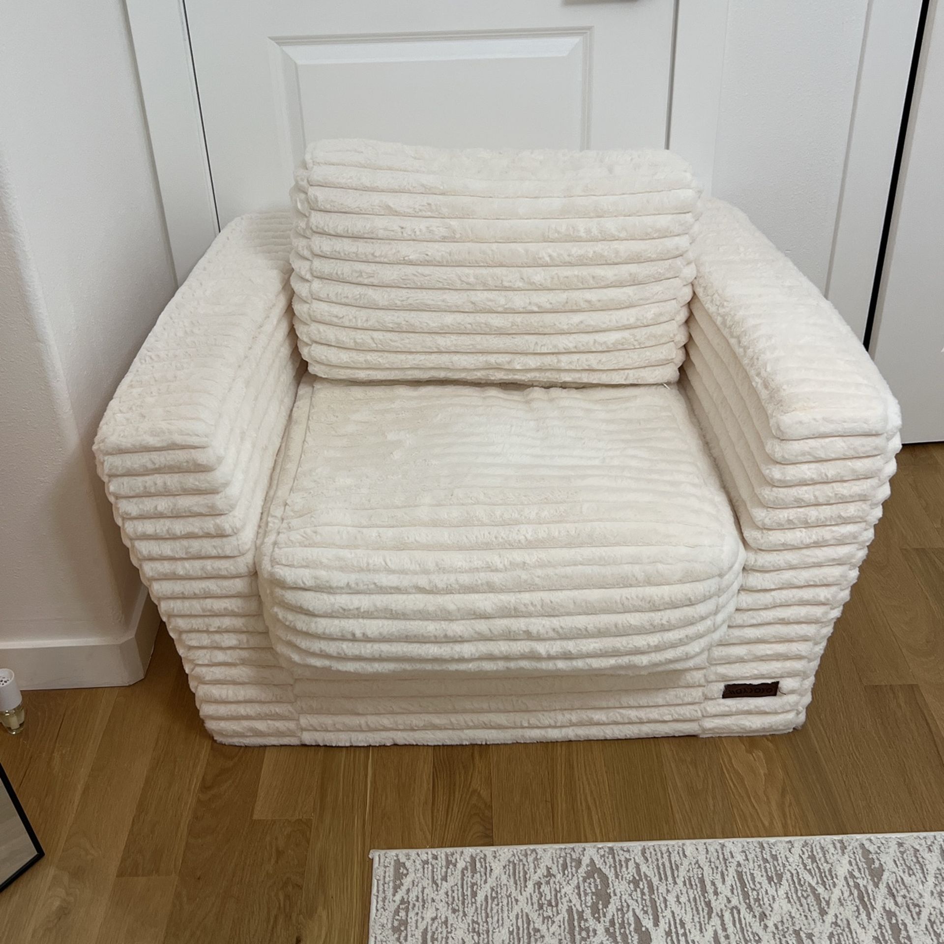 white bean bag chair