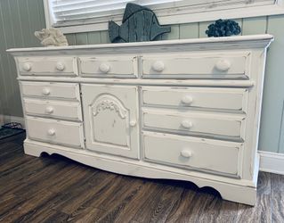 Chalk painted dresser