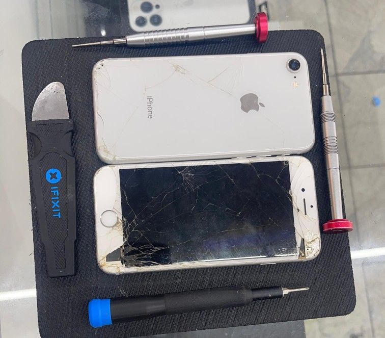 all iphone and samsung screen for sale💯