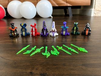 Rare custom Ninjago snake mini figures