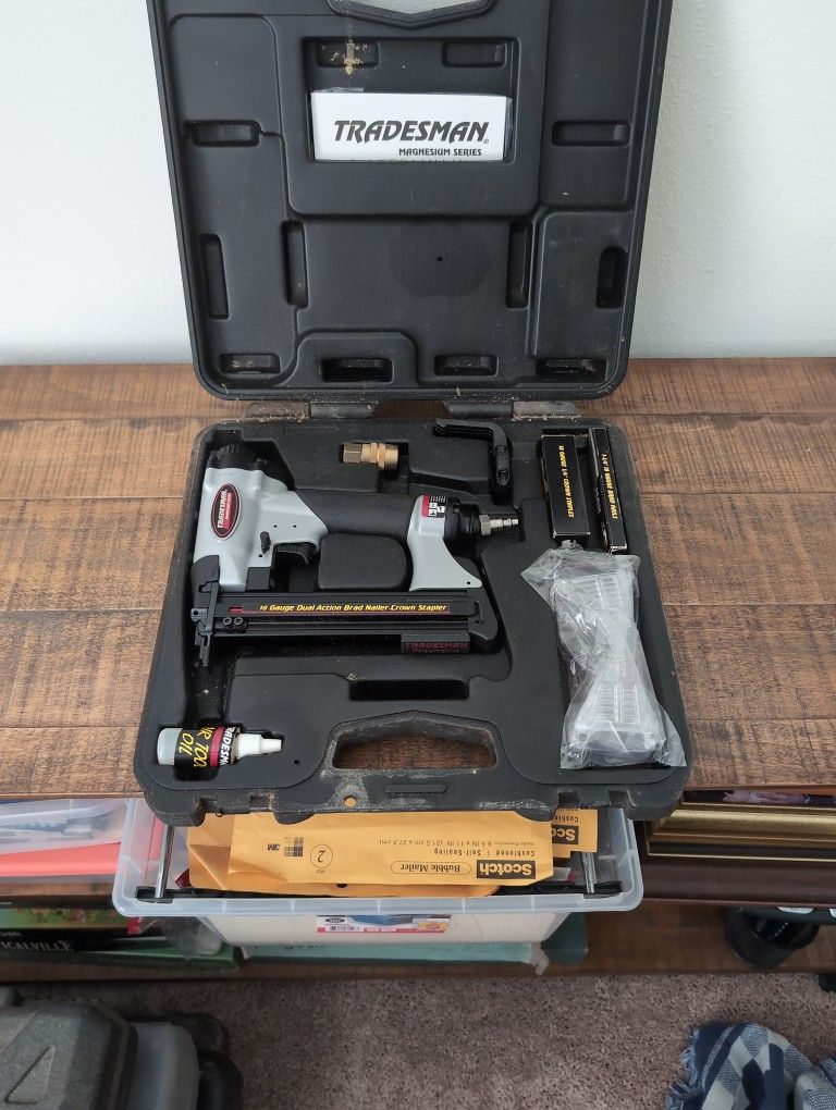Tradesman Stapler