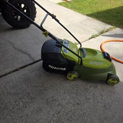 Lawnmower 