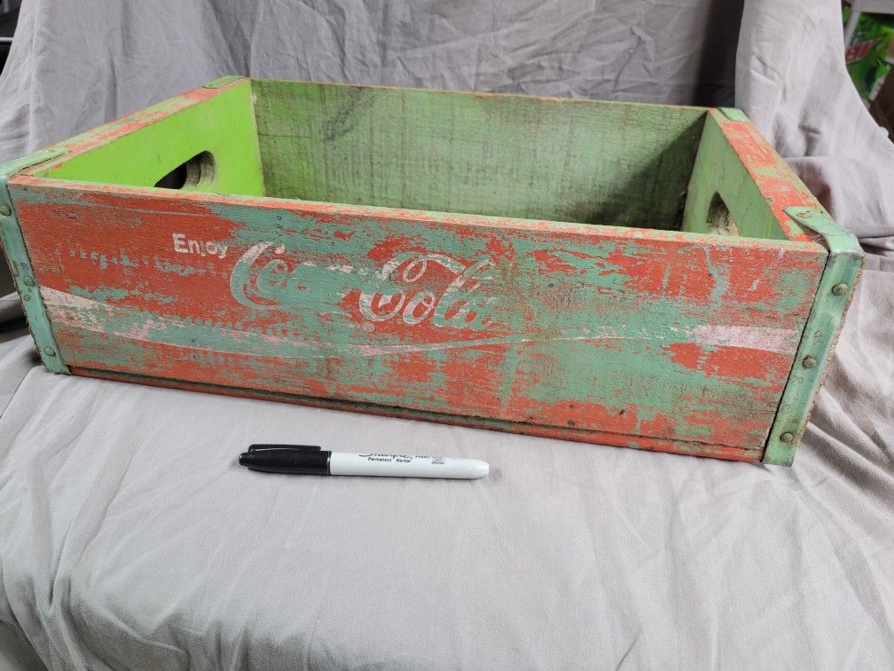Vintage Coca-Cola Bottle Crate