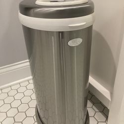 Ubbi Stainless Steel Diaper Pail