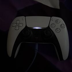 PlayStation 5 controller