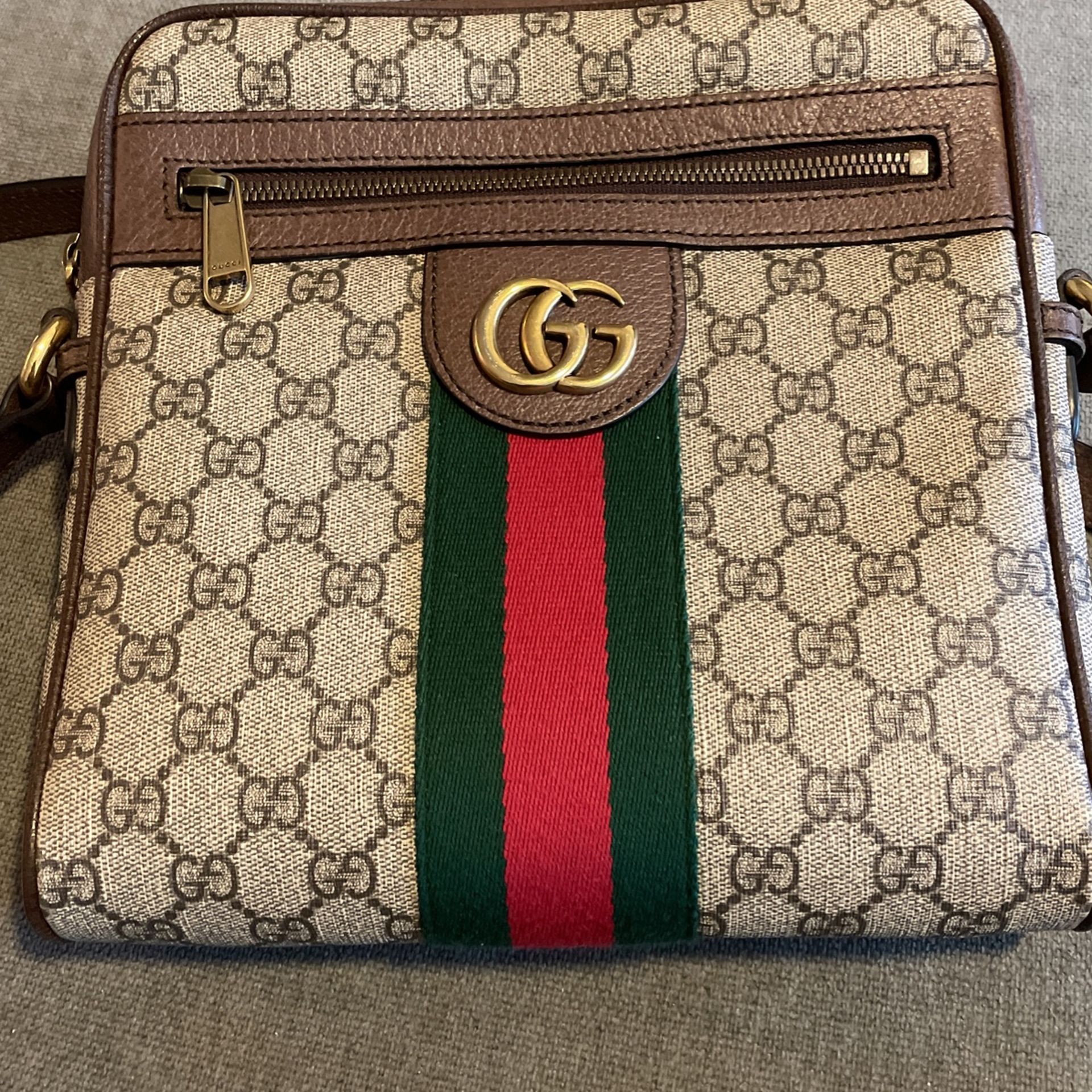 Gucci Crossbody 