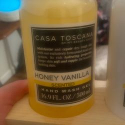 Hands Soap And Moisturizer 