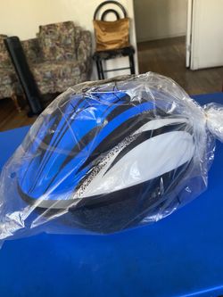 Bicycle helmet