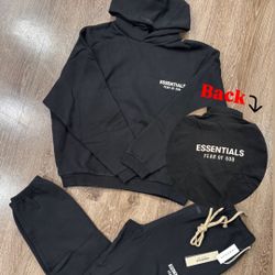 Essential Black FW24