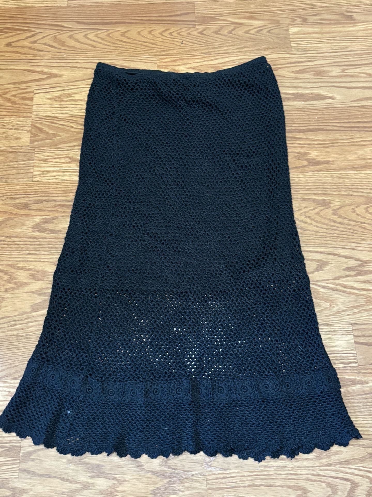 Y2K Moda International Crochet Black Midi Skirt