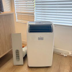 Black + Decker A/C Unit