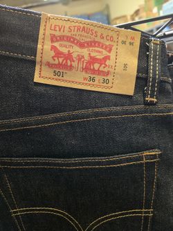 Men's Levi's Pants