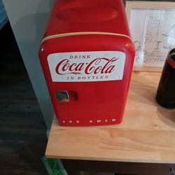 Coca Cola Mini Fridge Fully Functional