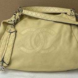 CHANEL Soft Lambskin CC Logo Chain Handle Large Hobo Shoulder Bag – Beige