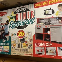 Melissa & Doug Deluxe Star Diner Restaurant