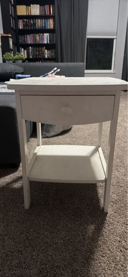 White Wood Nightstand with Drawer and Shelf