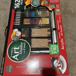 Complete Art Studio
