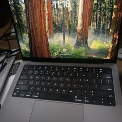 Apple MacBook Pro M3
