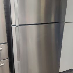 Whirlpool Refrigerator 2doors Work Great Conditions STAINLESS STEEL DELIVERY AVAILABLE 