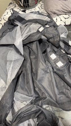Free 4x4 playpen net no holes don’t have the bars this net was just an extra
