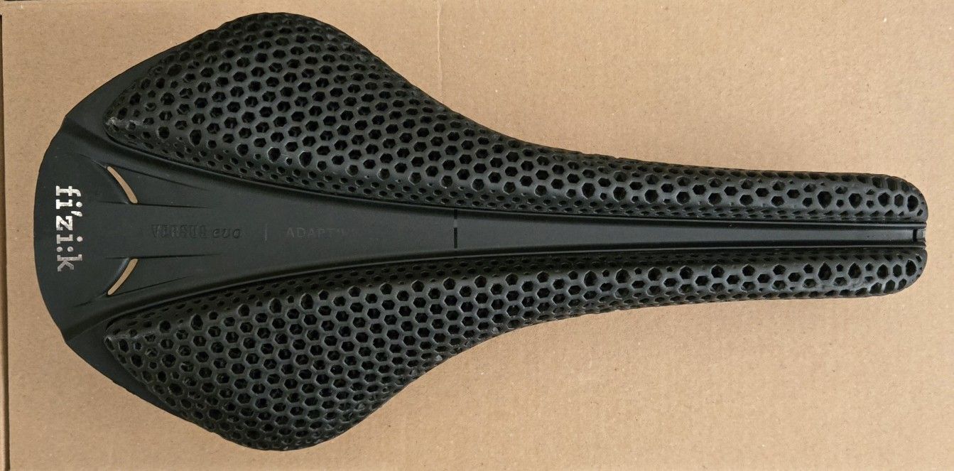 fizik アンタレス VERSUS EVO R1 ADAPTIVE 品 【公式通販】