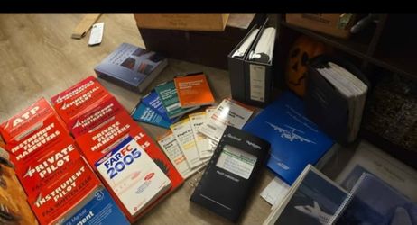 Pilot Books And Manuals
