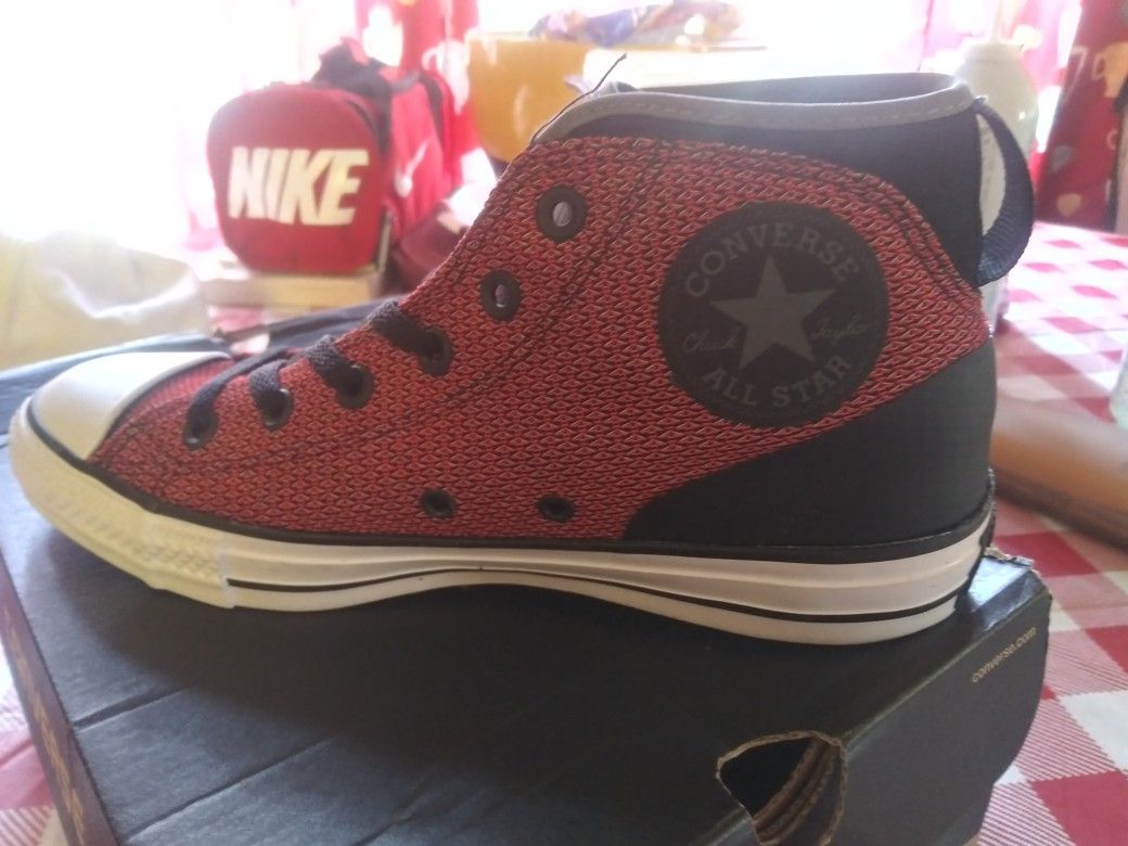 Red Converse