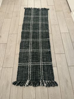 Green Runner 20x60 Inch