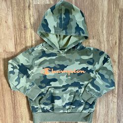 Boys 5 Champion Camouflage Hooded Sweatshirt