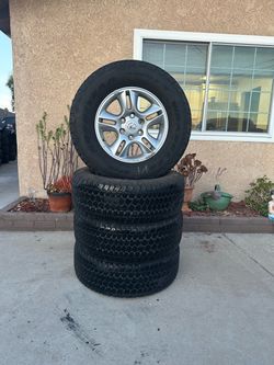 Tires with rims
