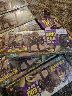 Dino Egg Dig Kit, 12 Surprise Eggs for kids, Easter Eggs toys Dig and Find Dino, NEW 

Pick up only, Sheridan and evans streets 