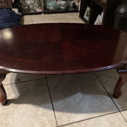 Mahogany Wood Center Antique Table 
