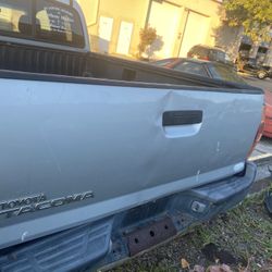 *Shell Only* Toyota Tacoma Tail Gate 2005 - 2015