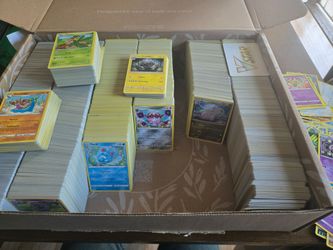 Large Lot of Pokémon Trading Cards