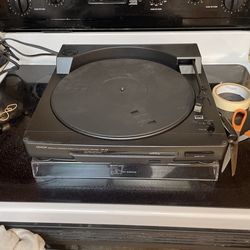 Denon  DP-25F Automatic Turntable 