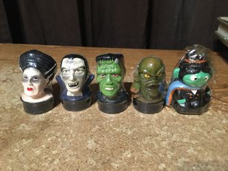 UNIVERSAL STUDIOS MONSTERS SET OF 4 CANDLES DRACULA FRANKENSTEIN BRIDE + WITCH
