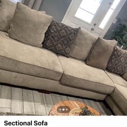 Sectional Sofa 