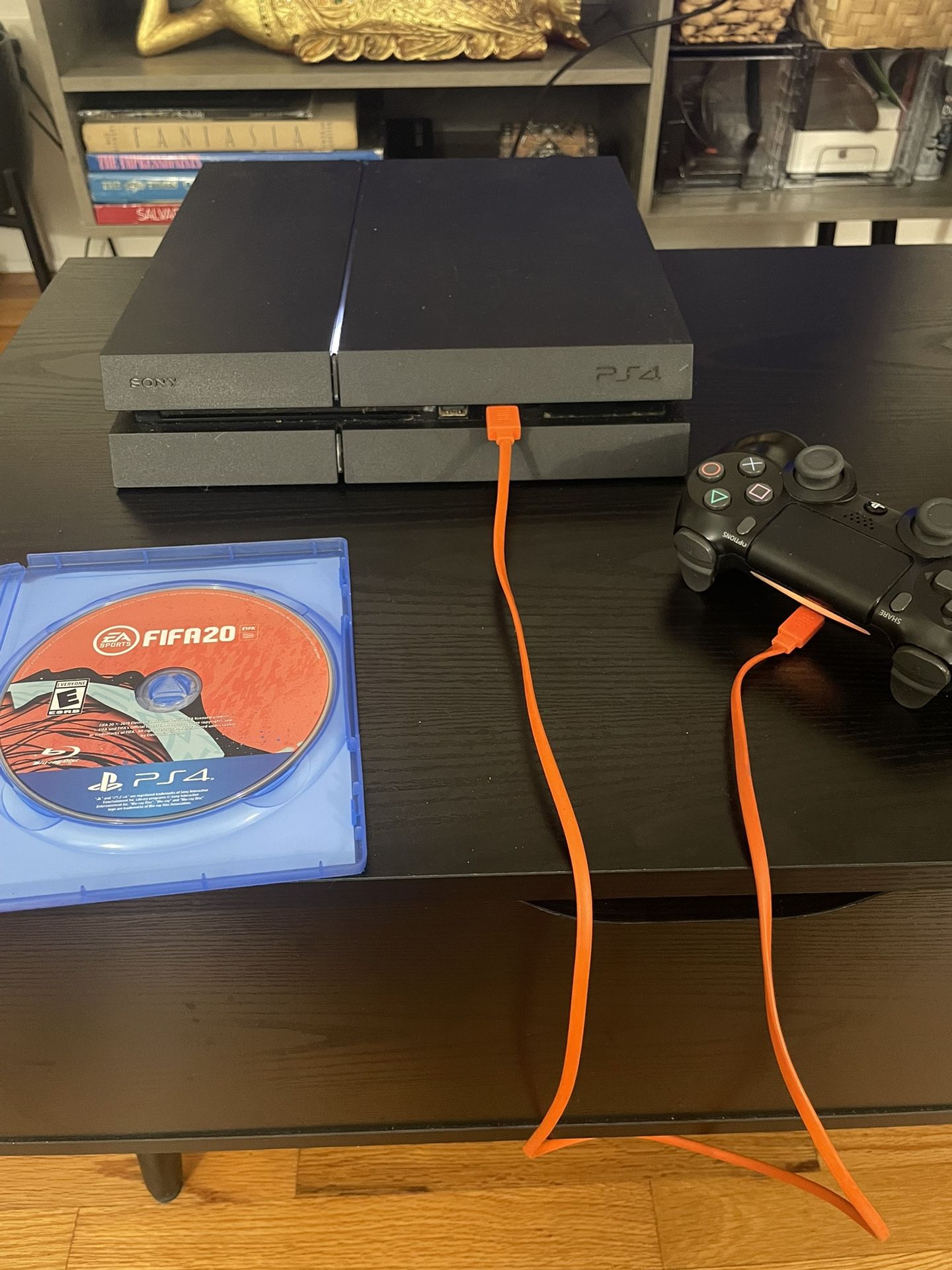 PS4 w/500G Hard drive and accessories
